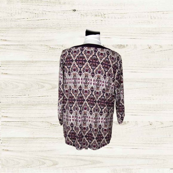 Naif womens top blouse size 1X purple printed ¾ sleeve with roll tab - Picture 4 of 14